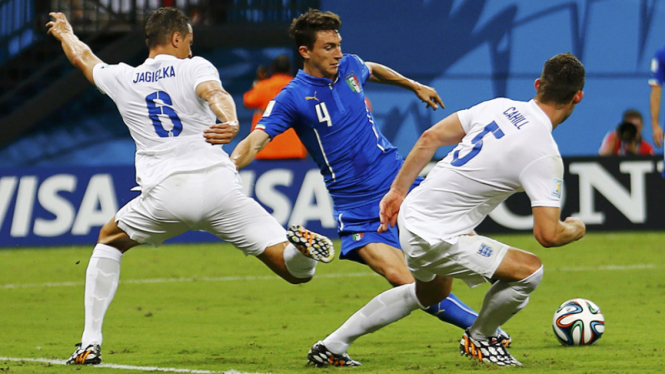 Italia vs Inggris 2-1