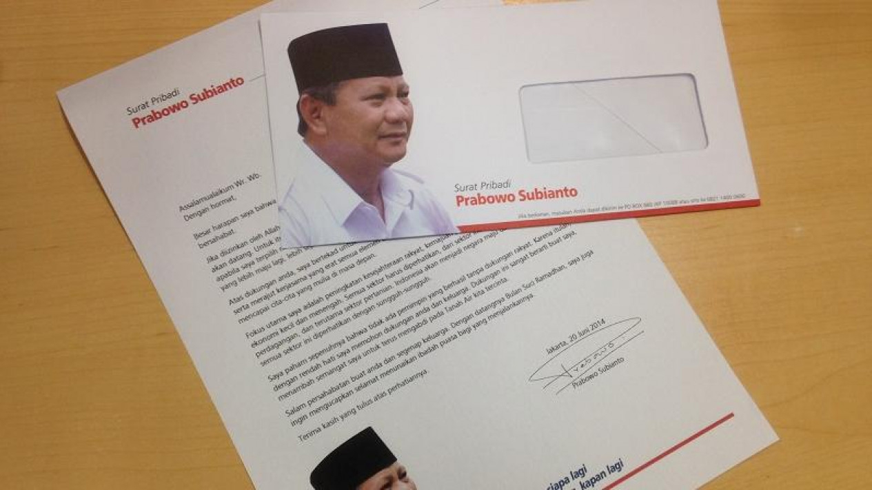 Foto Prabowo Surati Jutaan Rakyat Indonesia