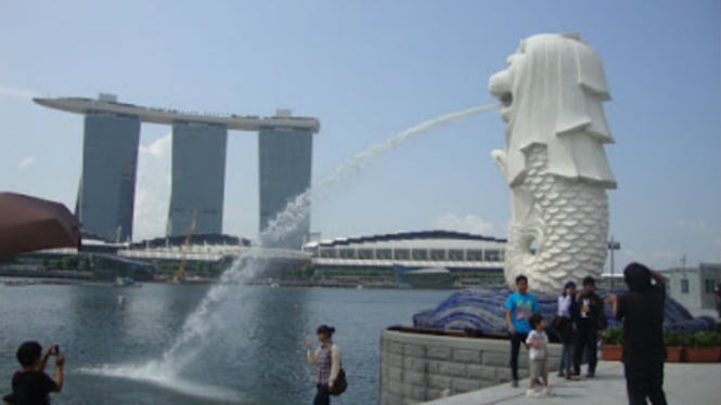 Patung Merlion Park Singapura.