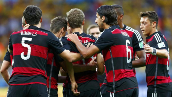 Pemain Jerman berpesta gol ke gawang Brasil