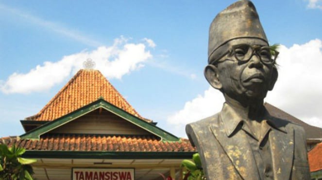 Universidad Tamansiswa, Yogyakarta.