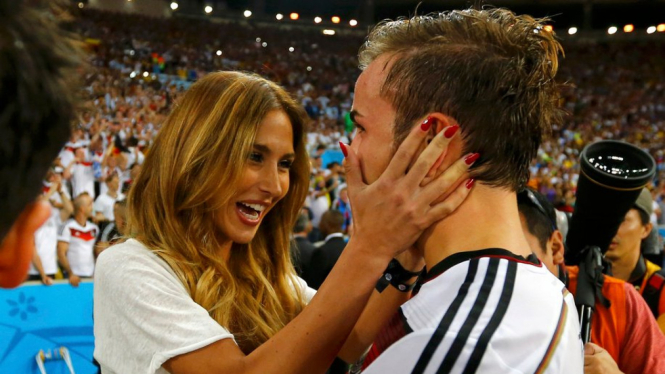 Mario Goetze dan kekasihnya, Ann-Kathrin Brommel