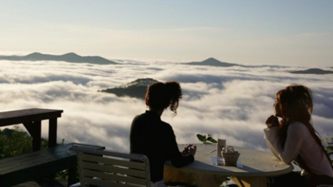 Unkai Terrace, restoran di atas awan