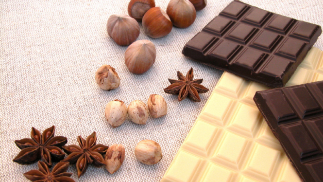 Ilustrasi cokelat dan cokelat putih