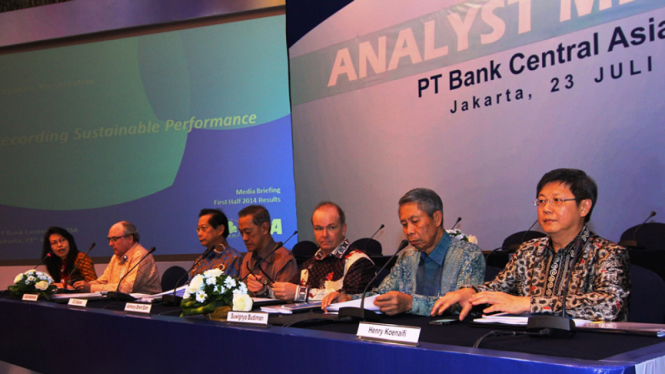 Analyst Meeting Pemaparan Kinerja BCA Semester I 2014