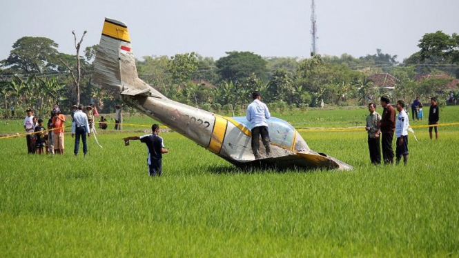 Pesawat TNI AU Jatuh