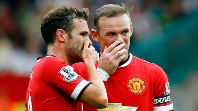 Juan Mata dan Wayne Rooney