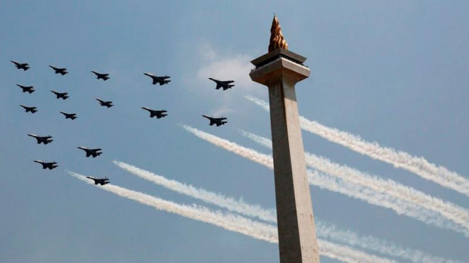 Pesawat Angkatan Udara Republik Indonesia di Monumen Nasional