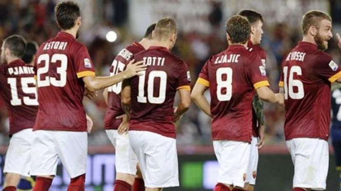 Para pemain AS Roma di laga uji coba kontra Fenerbahce