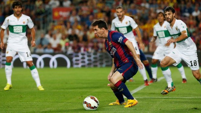 Lionel Messi saat menghadapi Elche