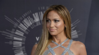 Rebutan Pria, Jennifer Lopez dan Rihanna Bermusuhan? 