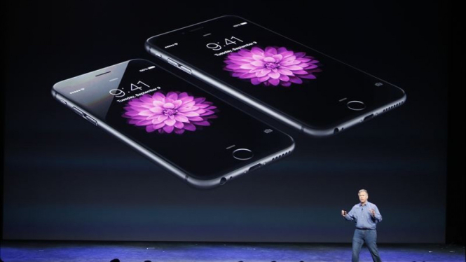 Phil Schiller berbicara soal iPhone 6.
