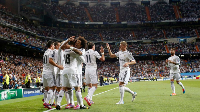 Pemain Real Madrid merayakan gol lawan Basel