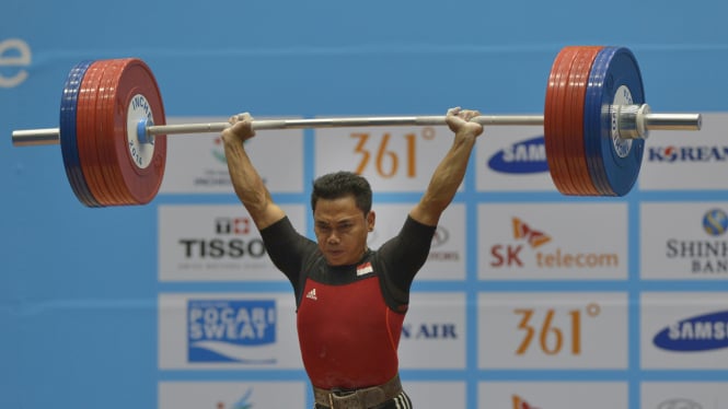 Atlet angkat besi Indonesia, Eko Yuli Irawan.