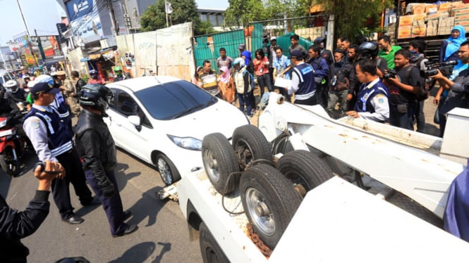 Penertiban Parkir Liar di Jakarta Selatan