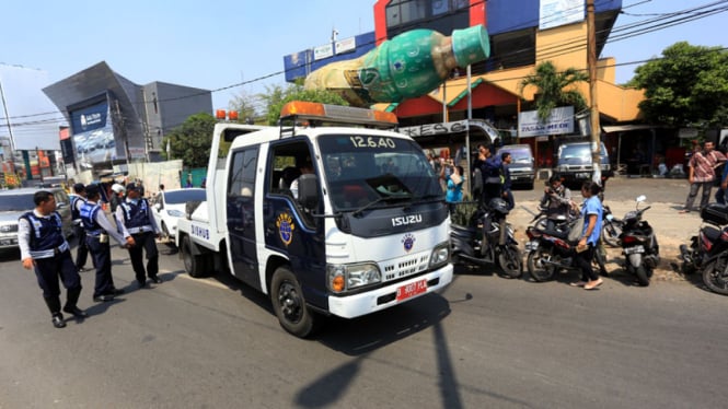Penertiban Parkir Liar di Jakarta Selatan