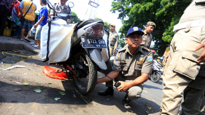 Penertiban Parkir Liar di Jakarta Selatan