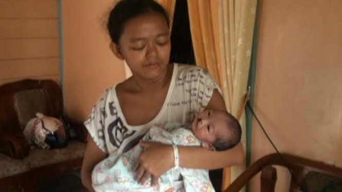 Bayi Tanpa Anus Butuh Ratusan Juta Rupiah untuk Operasi