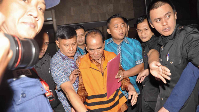 KPK Menahan Gubernur Riau dan Ketua DPW Asosiasi Kelapa Sawit Riau 