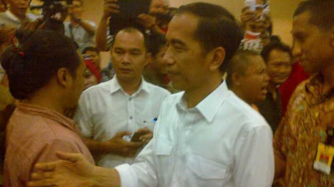 Presiden terpilih, Jokowi bertemu aktivis 98 di Bali.