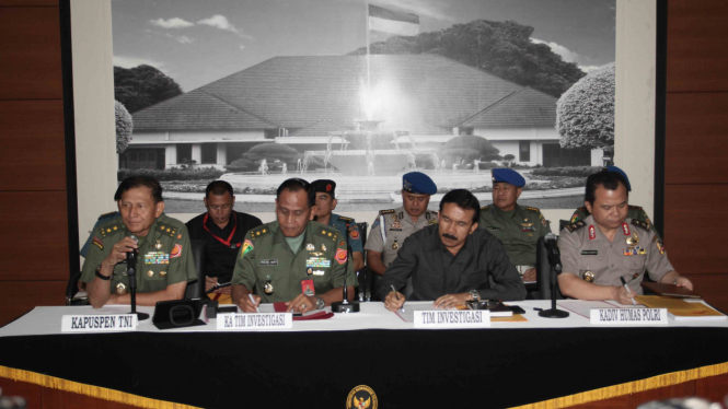 Tim Gabungan Investigasi Gabungan TNI - Polri Jumpa Pers Terkait Bentrok di Riau