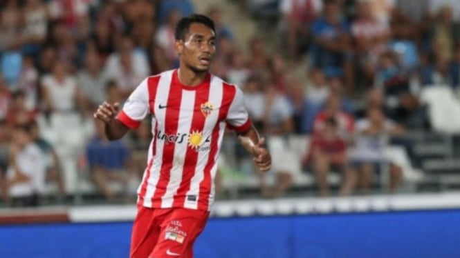 Pemain Almeria asal Thailand, Teerasil Dangda