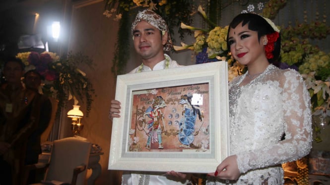 Raffi Ahmad dan Nagita Slavina Gelar Jumpa Pers Usai Akad Nikah