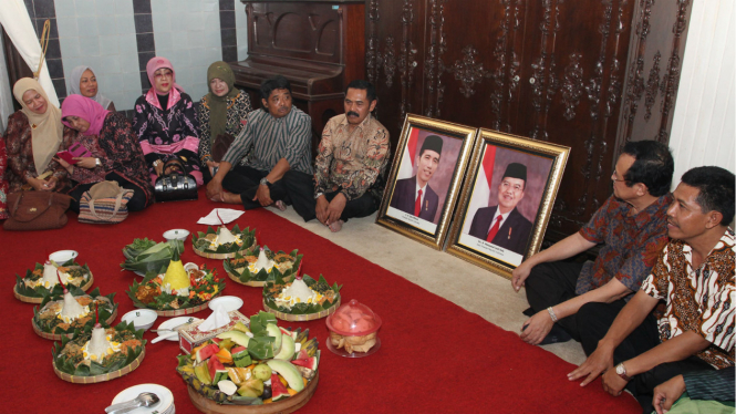 Tirakatan pelantikan Jokowi-JK