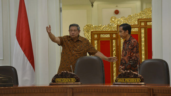 Presiden Susilo Bambang Yudhoyono dan Presiden terpilih Joko Widodo