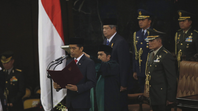 Presiden Terpilih Joko Widodo Bersumpah di Gedung MPR DPR