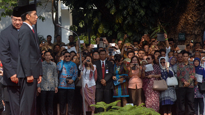 Jokowi Tiba di Istana Negara