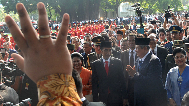 Jokowi Tiba di Istana Negara