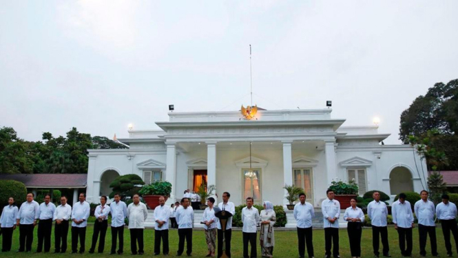 Presiden Joko Widodo Jokowi perkenalkan Menteri Kabinet Kerja