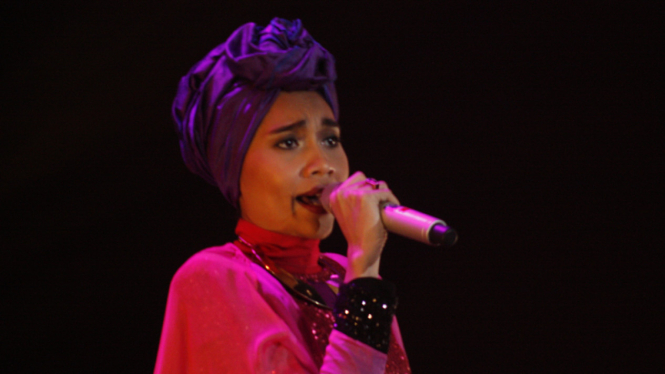 Penyanyi Malaysia Yuna di Soundsfair 2014