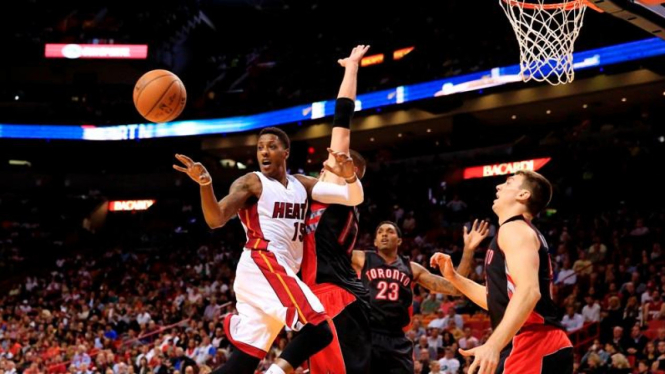 Pertandingan NBA antara Miami Heat dan Toronto Raptors