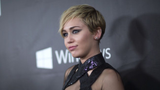 Miley Cyrus Menikah Diam-diam?