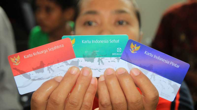 Tjahjo Kumolo Pantau Pendistribusian 'Kartu Sakti' di Fatmawati