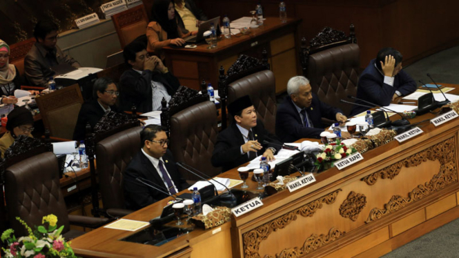 Sidang Paripurna DPR Tanpa Dihadiri Koalisi Indonesia Hebat