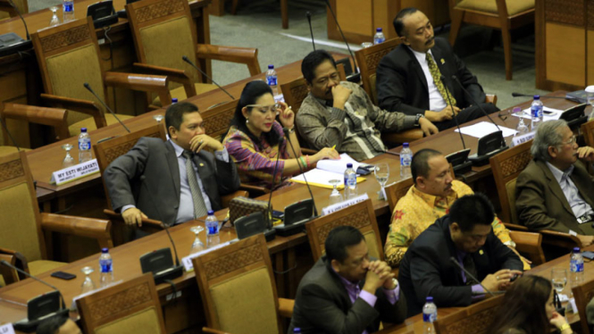 Sidang Paripurna DPR Tanpa Dihadiri Koalisi Indonesia Hebat