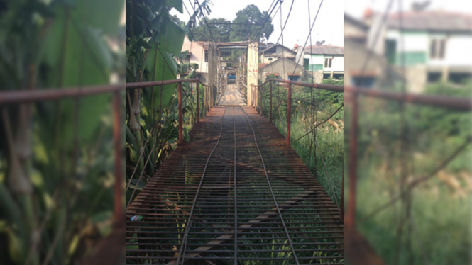 jembatan kampung poncol
