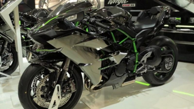 Kawasaki Ninja H2 di EICMA 2014.