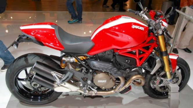 Ducati Monster 1200 S Stripe di EICMA 2014.