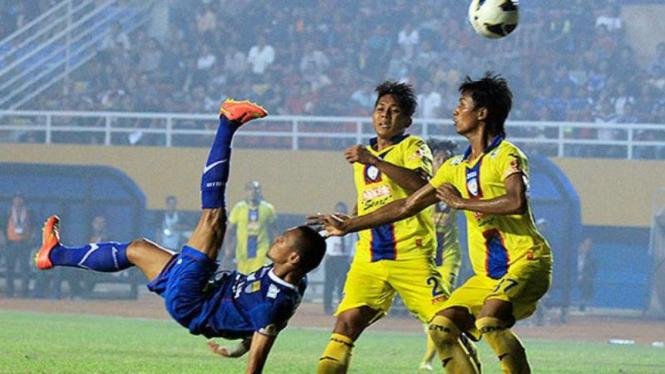 Pemain Persib Bandung, Ferdinand Sinaga
