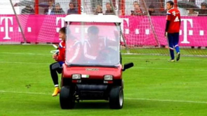 Aksi Thomas Mueller saat Bayern Munich latihan