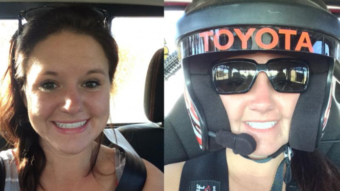 Samantha Stone berpose di dalam truk Toyota Tundra TDR Pro
