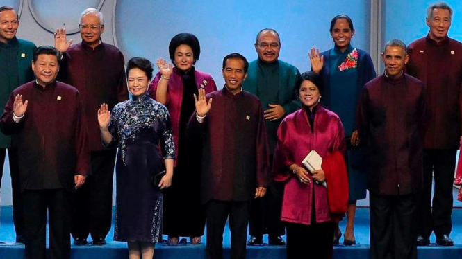 Presiden Joko Widodo dan Ibu Negara di KTT APEC 2014