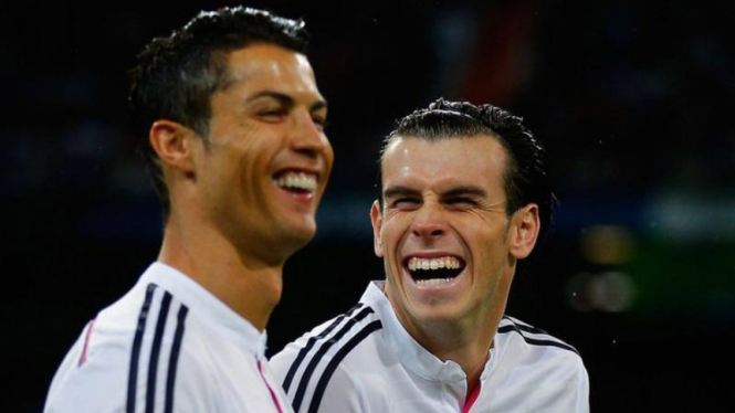 Pemain Real Madrid, Gareth Bale (kanan) dan Cristiano Ronaldo (kiri)