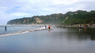 Tiga Santri Yogyakarta Hilang di Pantai Parangtritis