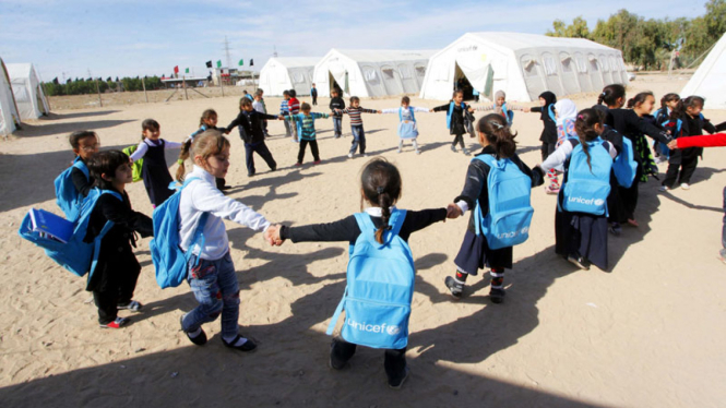 Kegiatan Belajar mengajar Anak-Anak Korban Kekerasan  di Irak
