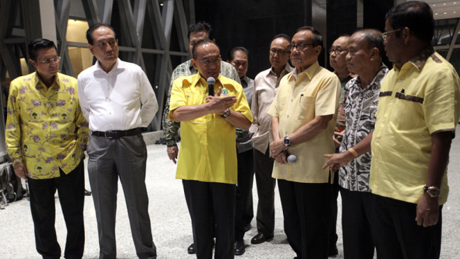 ARB Klarifikasi Munas Golkar